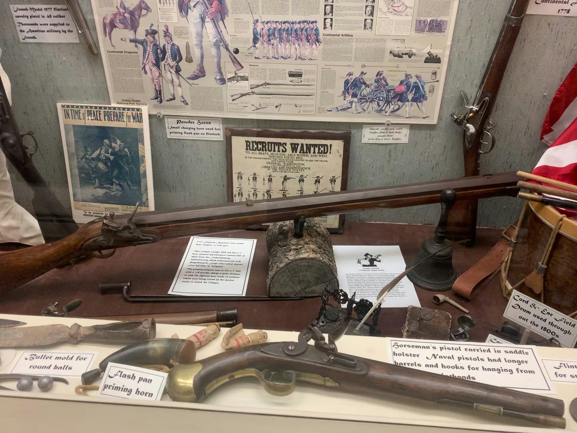 Revolutionary War arms at the Miracle of America Museum in Polson, Montana.