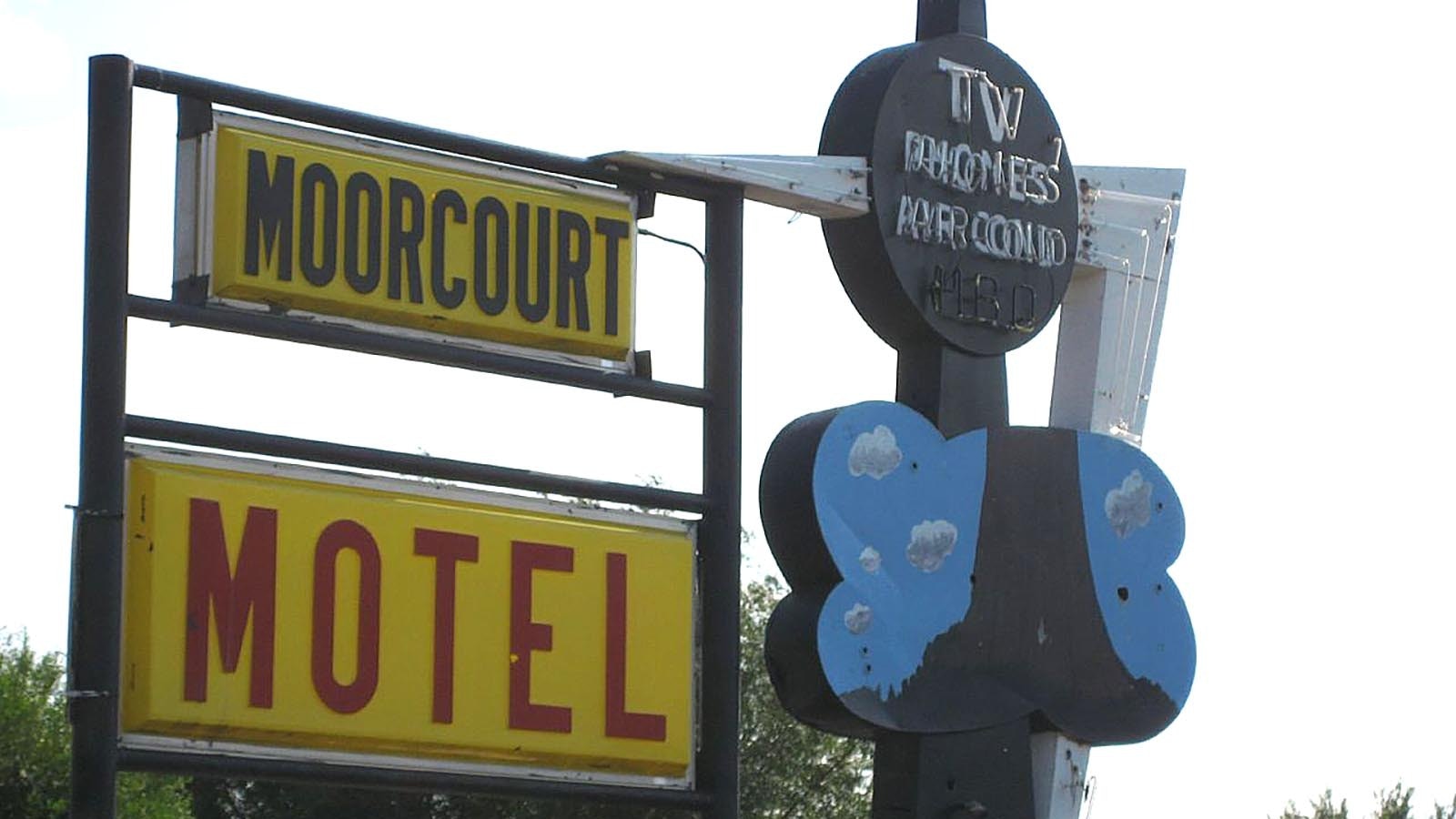 Along with the roadside sign, the Moorcroft Motel's parking lot sign also is unique and retro.