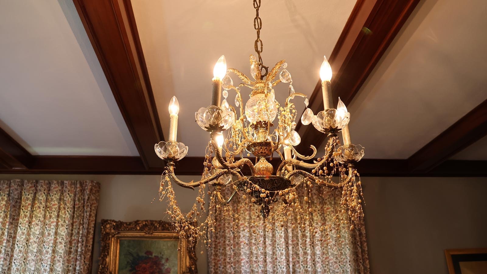 The original chandelier in the dining room of the Mount View home.