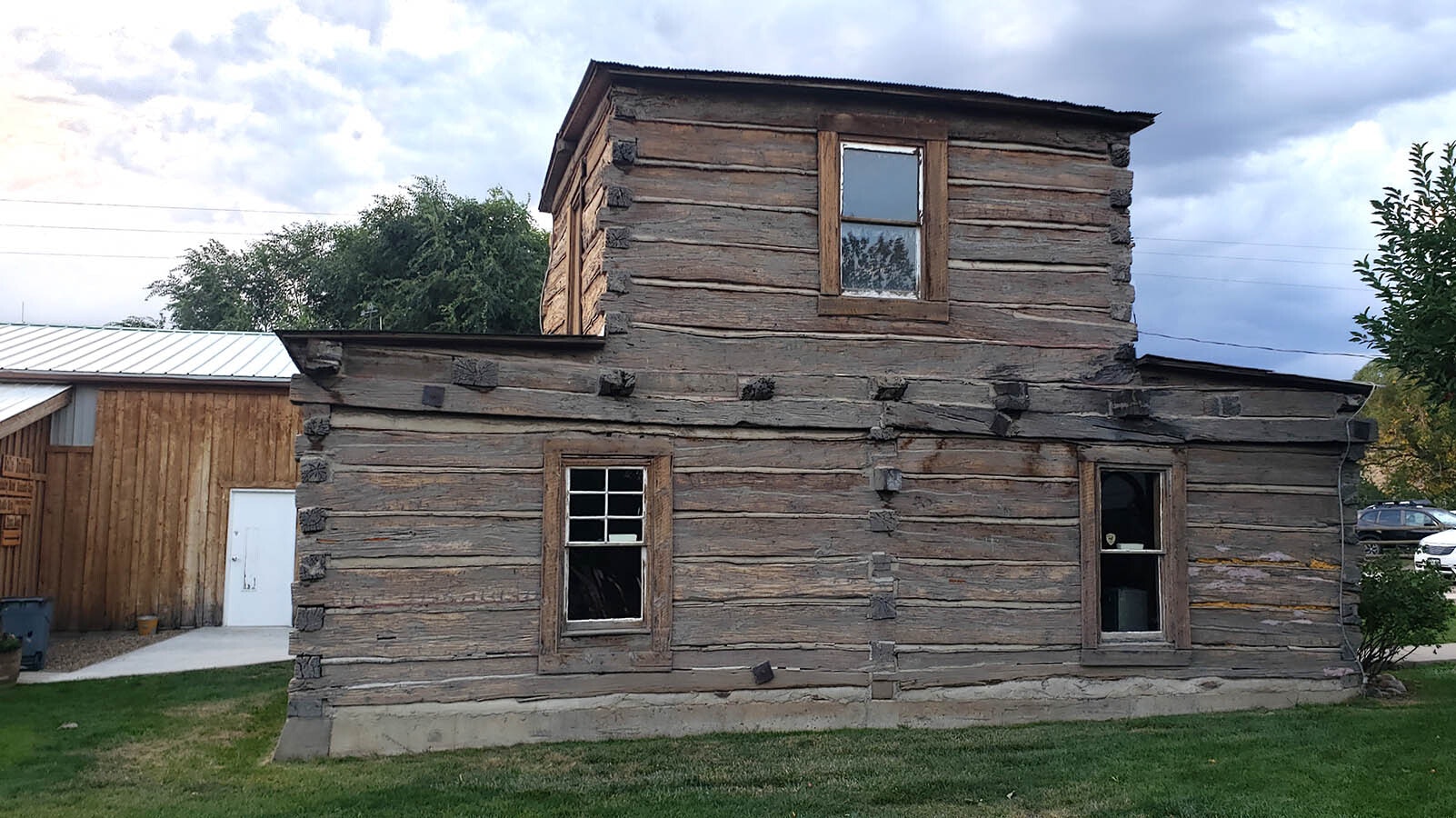 Mountain Man Jim Baker's castle cabin on the plains has been rebuilt a mile or so from its original location at the Little Snake River Museum in Savery. It had a turret for its third story to serve as a watch tower.