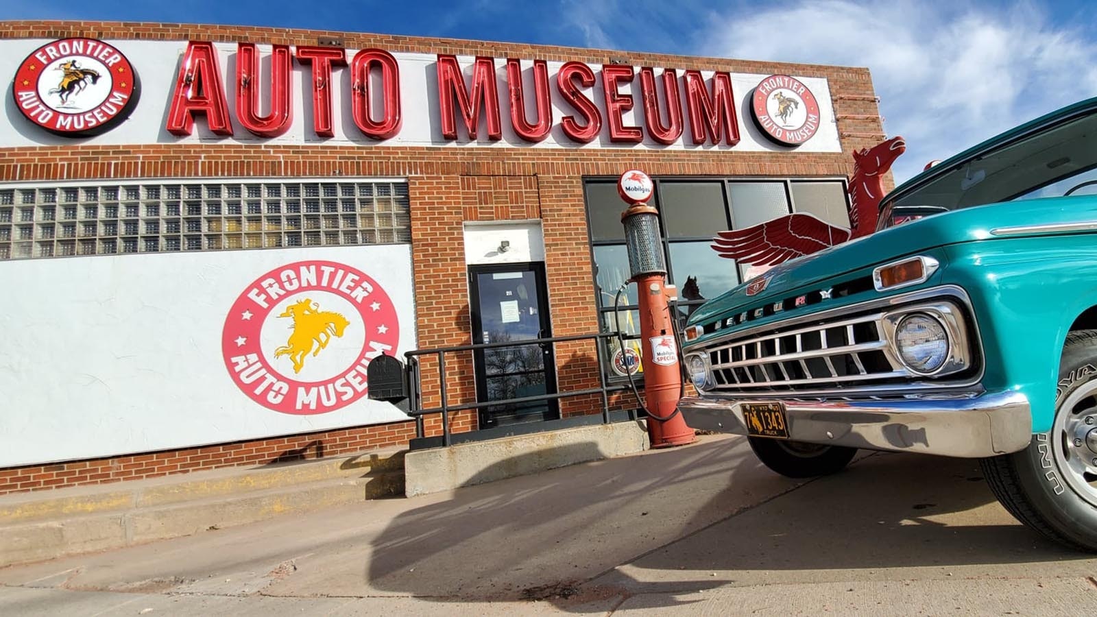 Frontier Auto Musum in Gillette is rescuing and restoring vintage roadside signs with a vision to creat a "neon park."