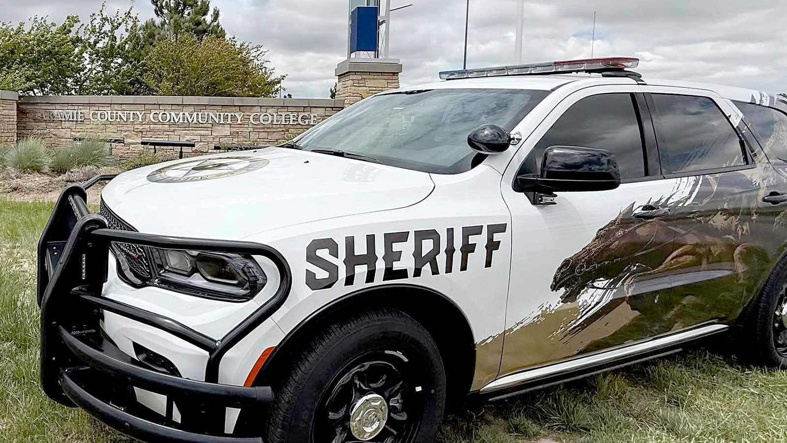 The Laramie County Sheriff’s Office’s new SUV is turning heads, covered in Western artwork that oozes Western vibes. “It looks pretty badass,” said Sheriff Brian Kozak — which is exactly what he wanted.