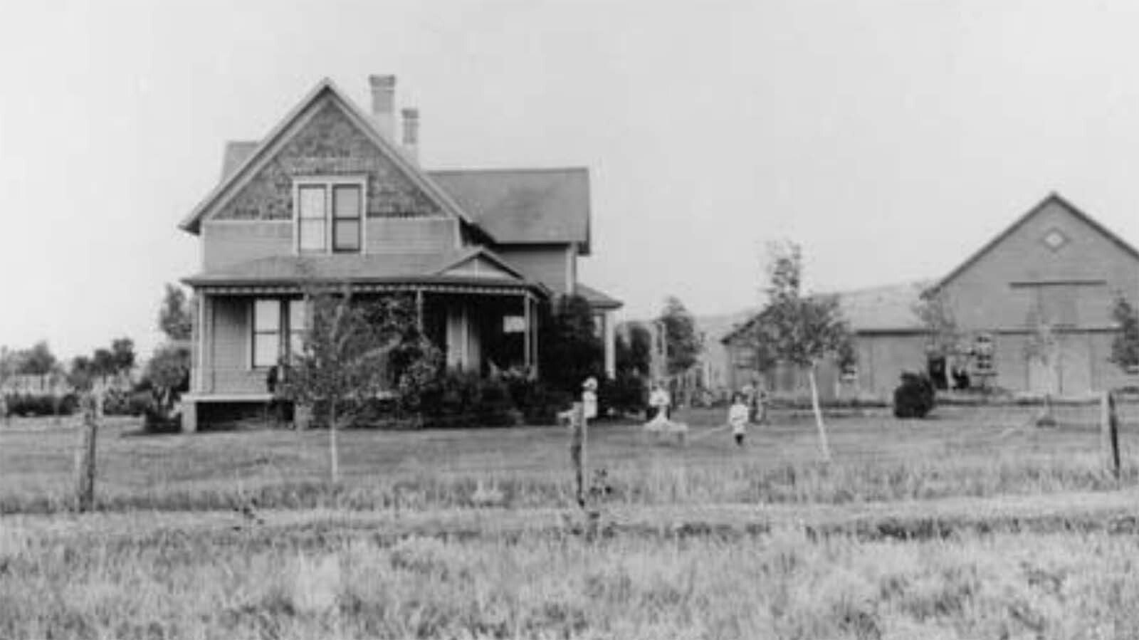 The Niobrara Historical Society have been inviting pioneer families to share their family stories in order to preserve the history of their county. It is part of their celebration to honor America’s 250th birthday.