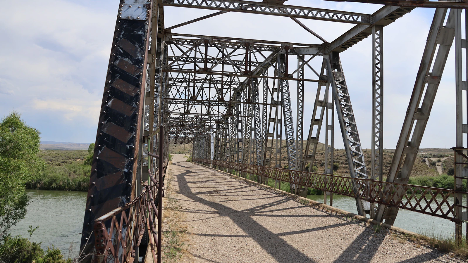 The width of the bridge is 18-feet, a tight squeeze for opposing vehicles in the 1950s and 1960s.
