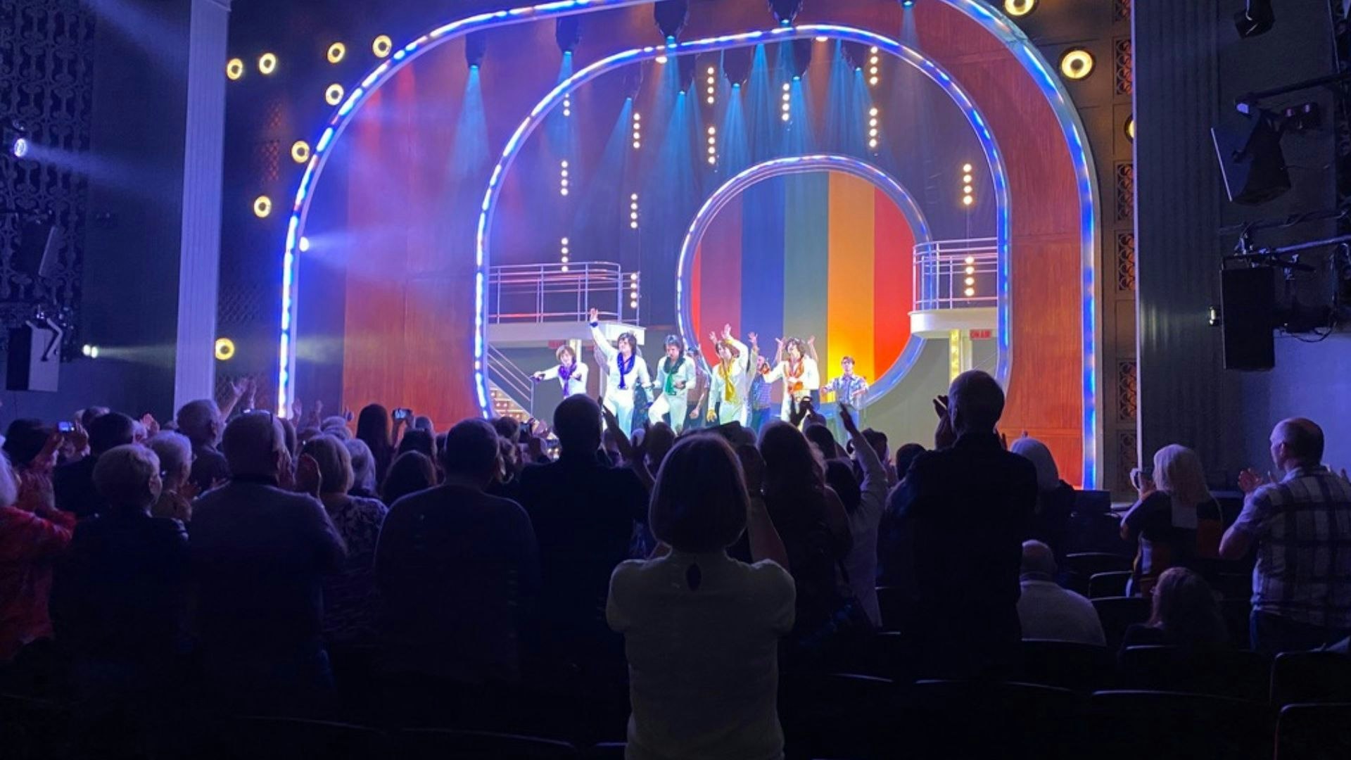 Osmonds Theatre Curtain Call 10 31 22