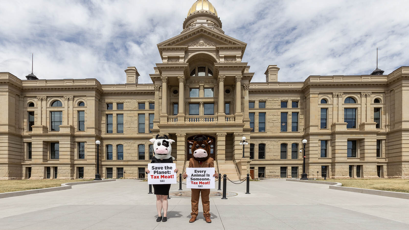 Nobody showed up to show support for a small PETA protest at the Wyoming Capitol in Cheyenne on Monday.