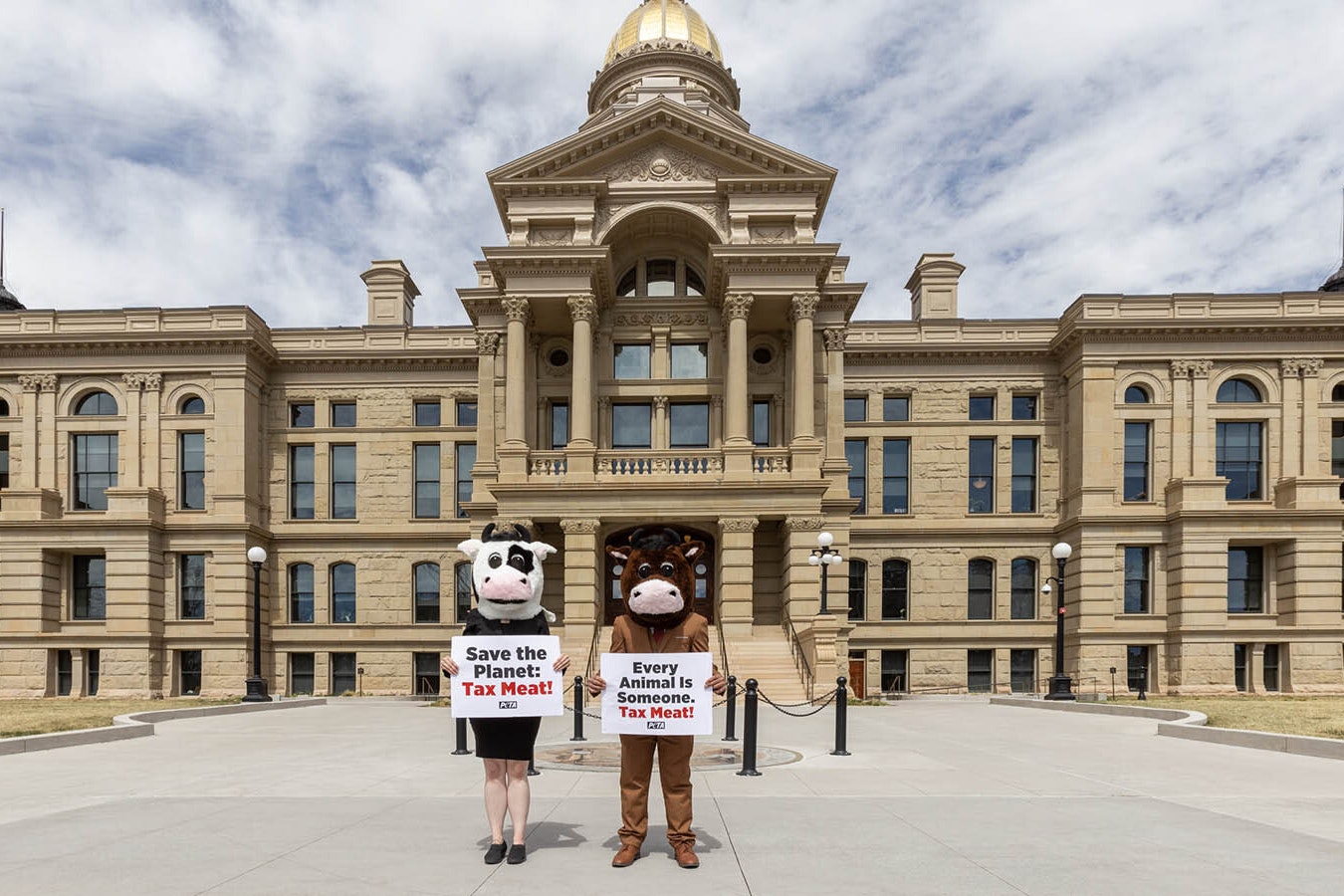 Nobody showed up to show support for a small PETA protest at the Wyoming Capitol in Cheyenne on Monday.