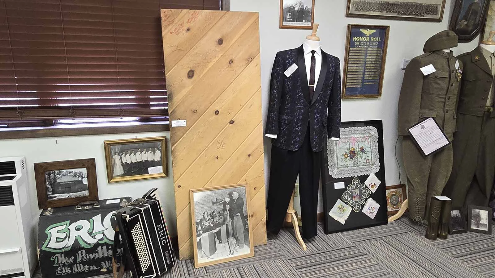 Items, including Waco Kandolin’s performance tuxedo, which he wore when he was playing in Mark Jackson’s band. Jackson was the eventual owner of the Garden Spot Pavilion. These items are displayed in the museum in Elk Mountain as part of its Garden Spot Pavilion exhibit.