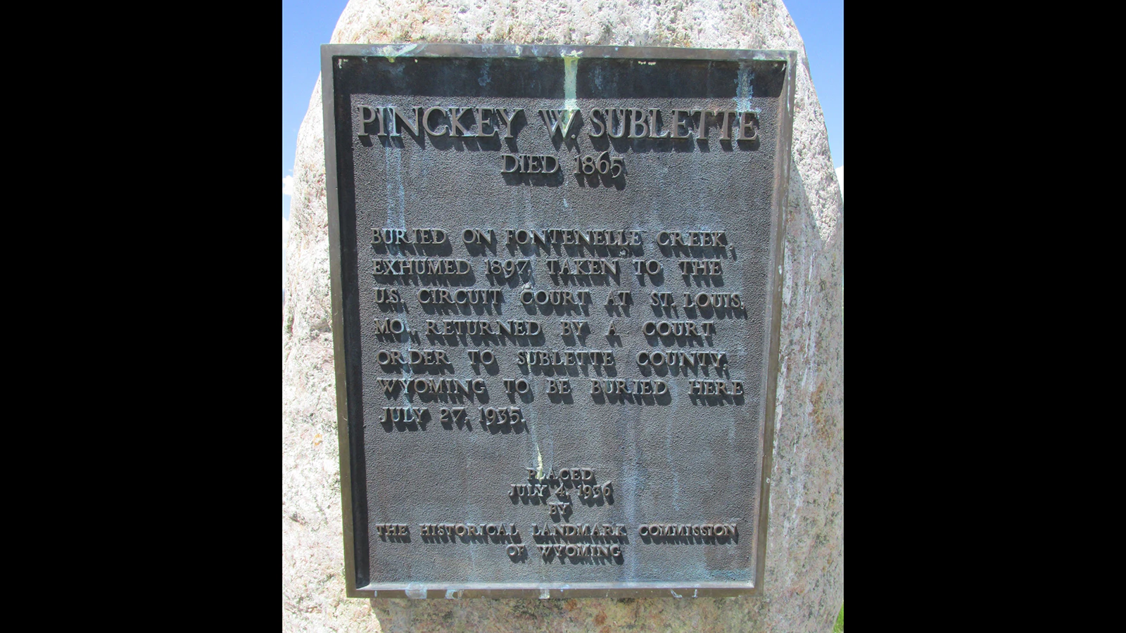 The memorial erected in 1936 honoring Pinckney Sublette misspelled his first name.