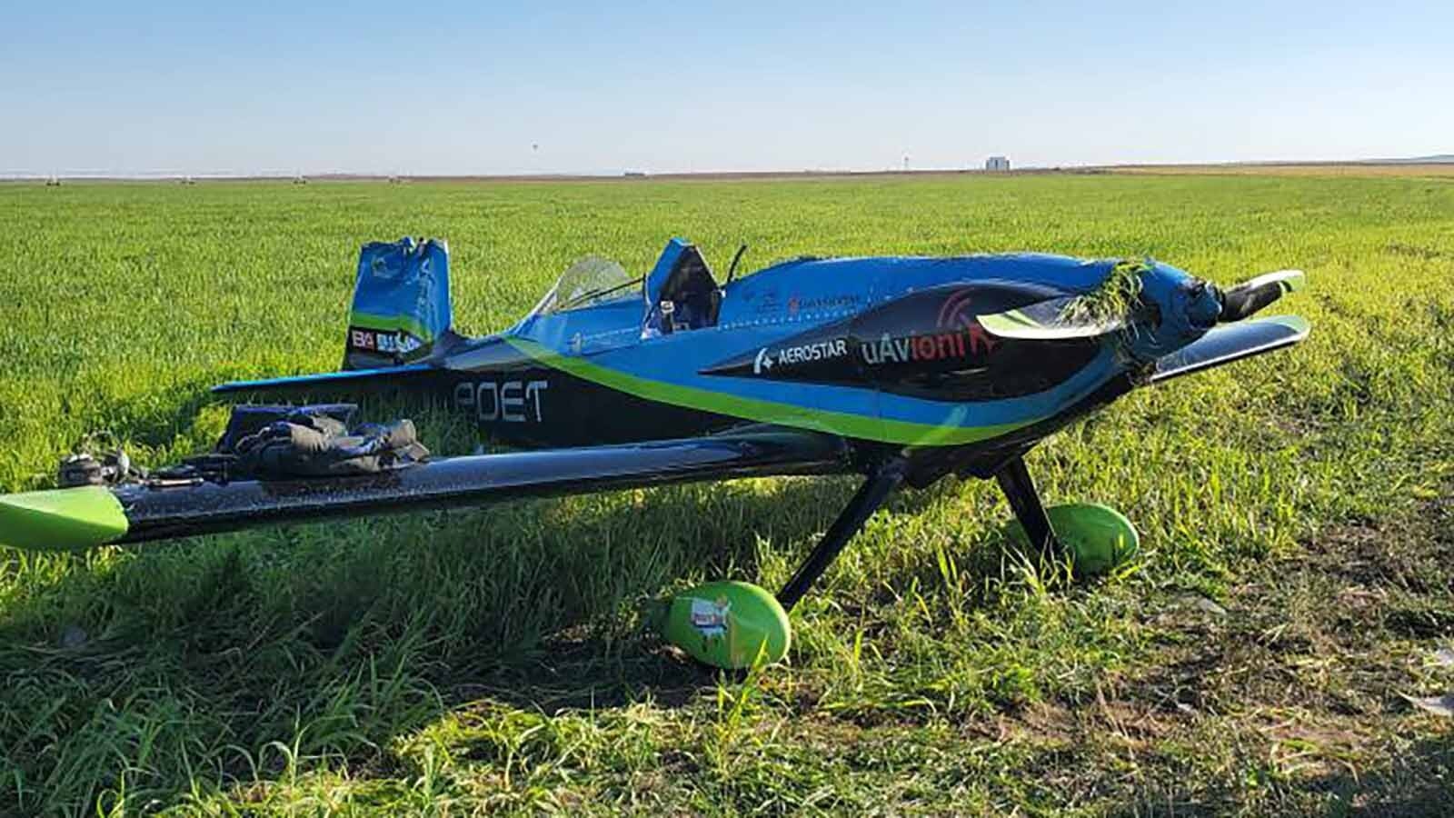 Plane crash aerial acrobatics 557629746 122256661412190104 4770959327237106964 n 9 29 25
