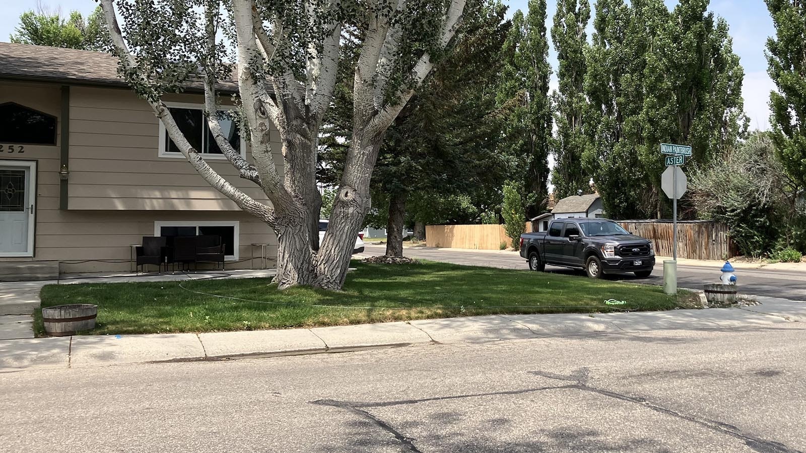 The intersection of Indian Paintbrush and Aster streets where someone left a pressure cooker on Monday.