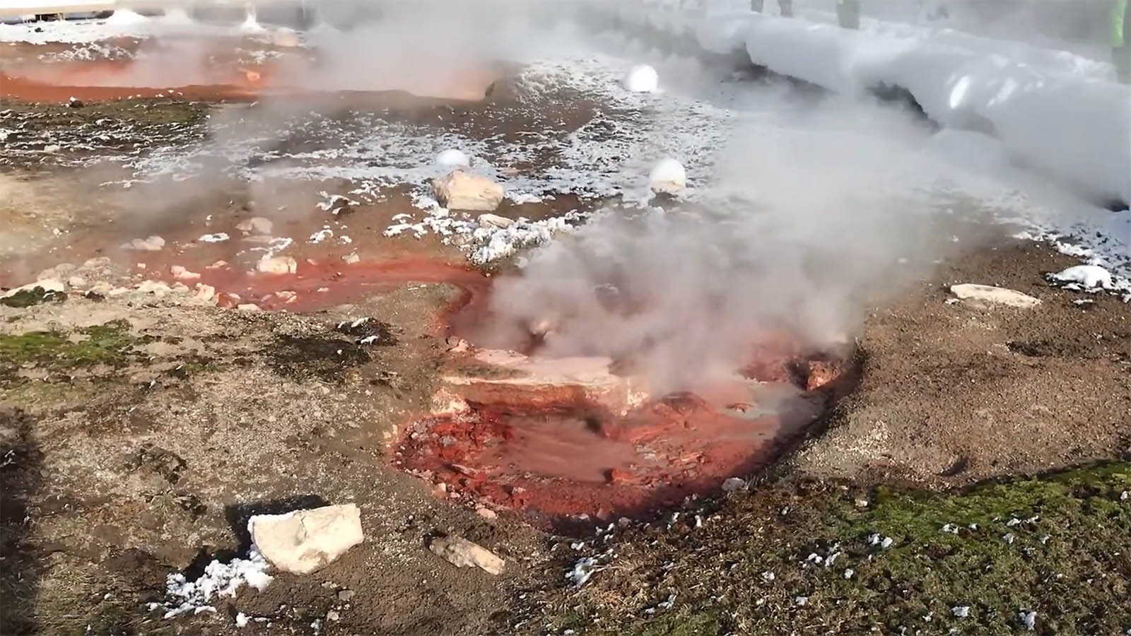 Red Spouter 1 2 25 24