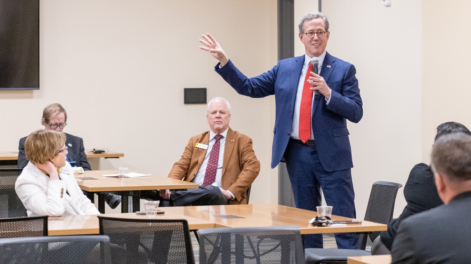 Rick Santorum 1 16 23 5238