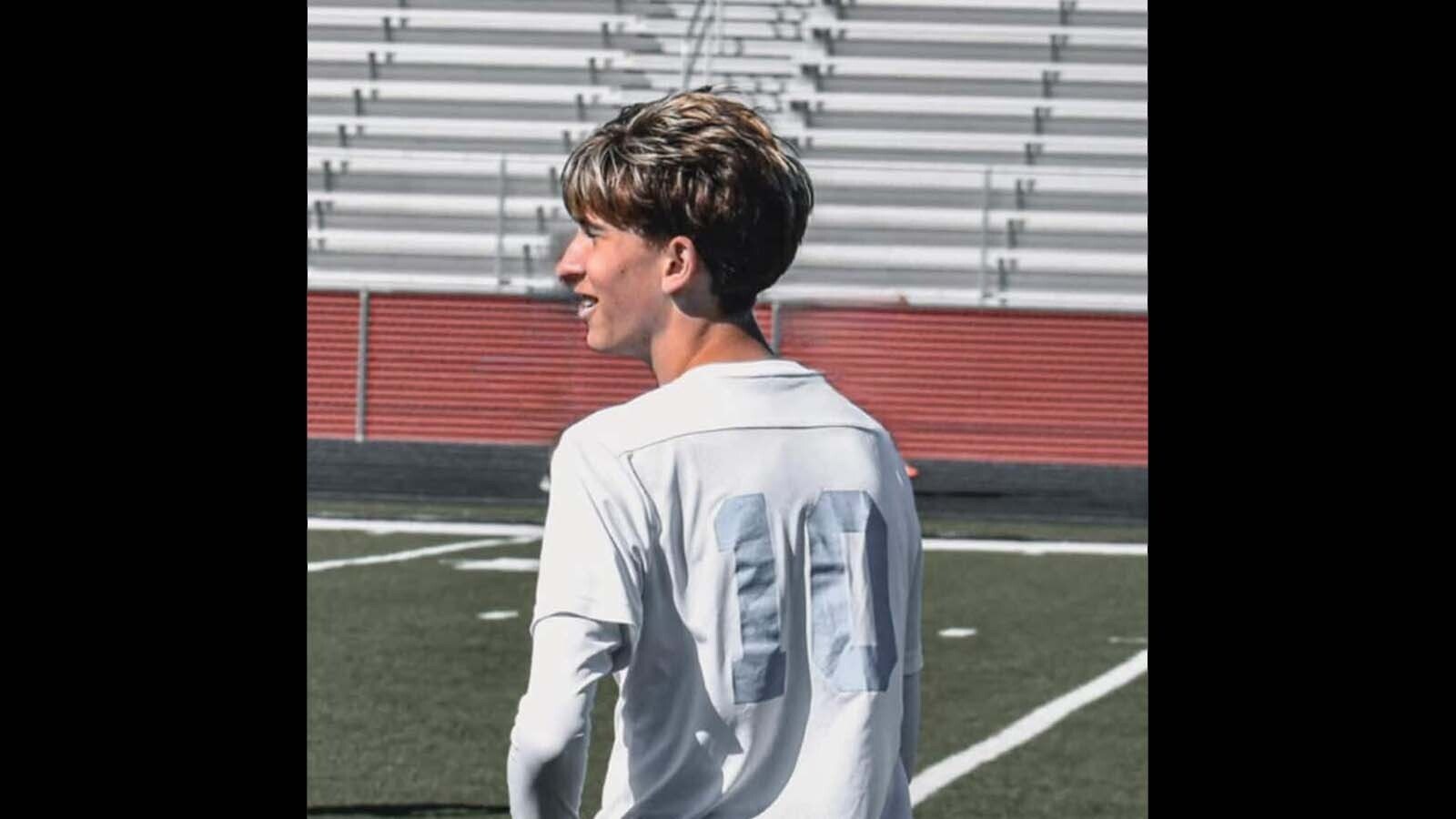 Rielly Smith hoped to play soccer in college. He and his dad were talking about scholarships as his junior year approached.