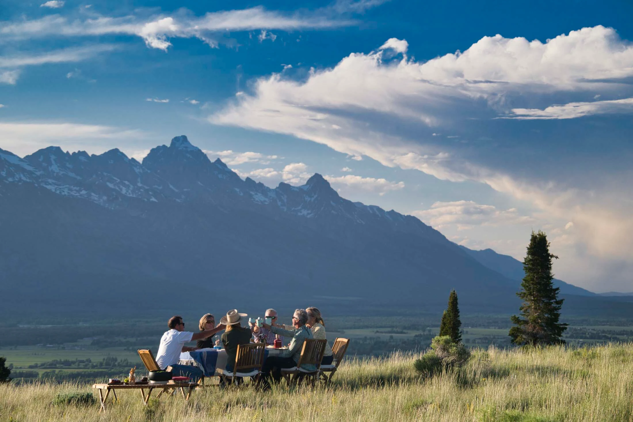 Riva Ridge Reserve, an 18,000-square-foot luxury estate on 117 acres formerly owned by a pharmaceutical executive, has changed hands for close to $39.5M. Its habitable footprint exceeds Teton County size caps, meaning it couldn’t be built today.