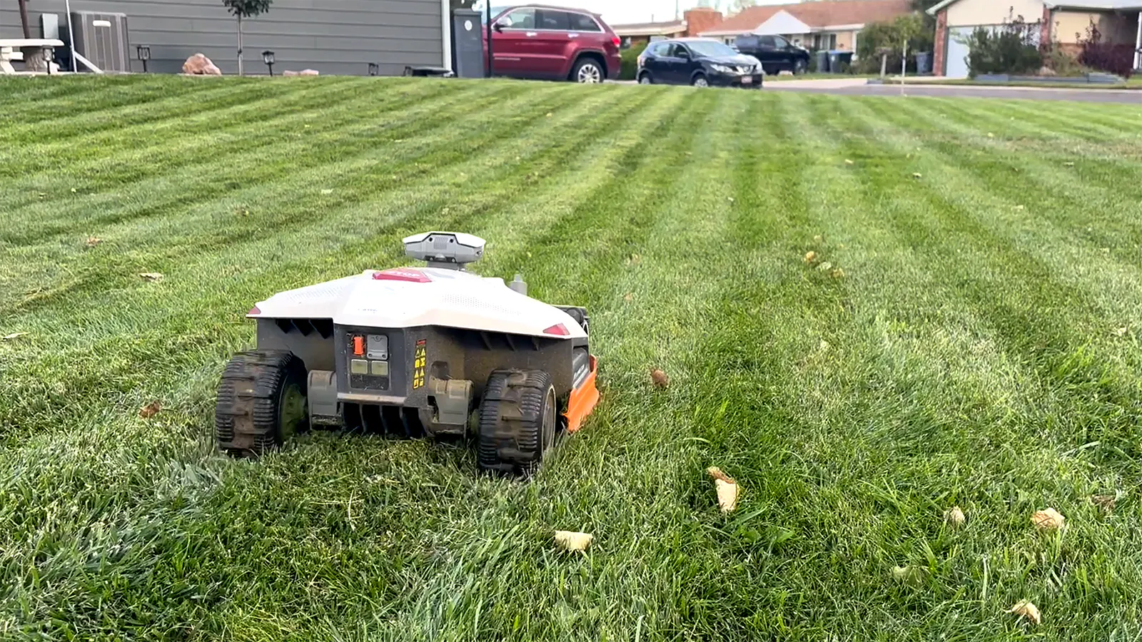 The Mammotion Luba 2 can be scheduled to cut the lawn at any time and will start and finish completely autonomously. 