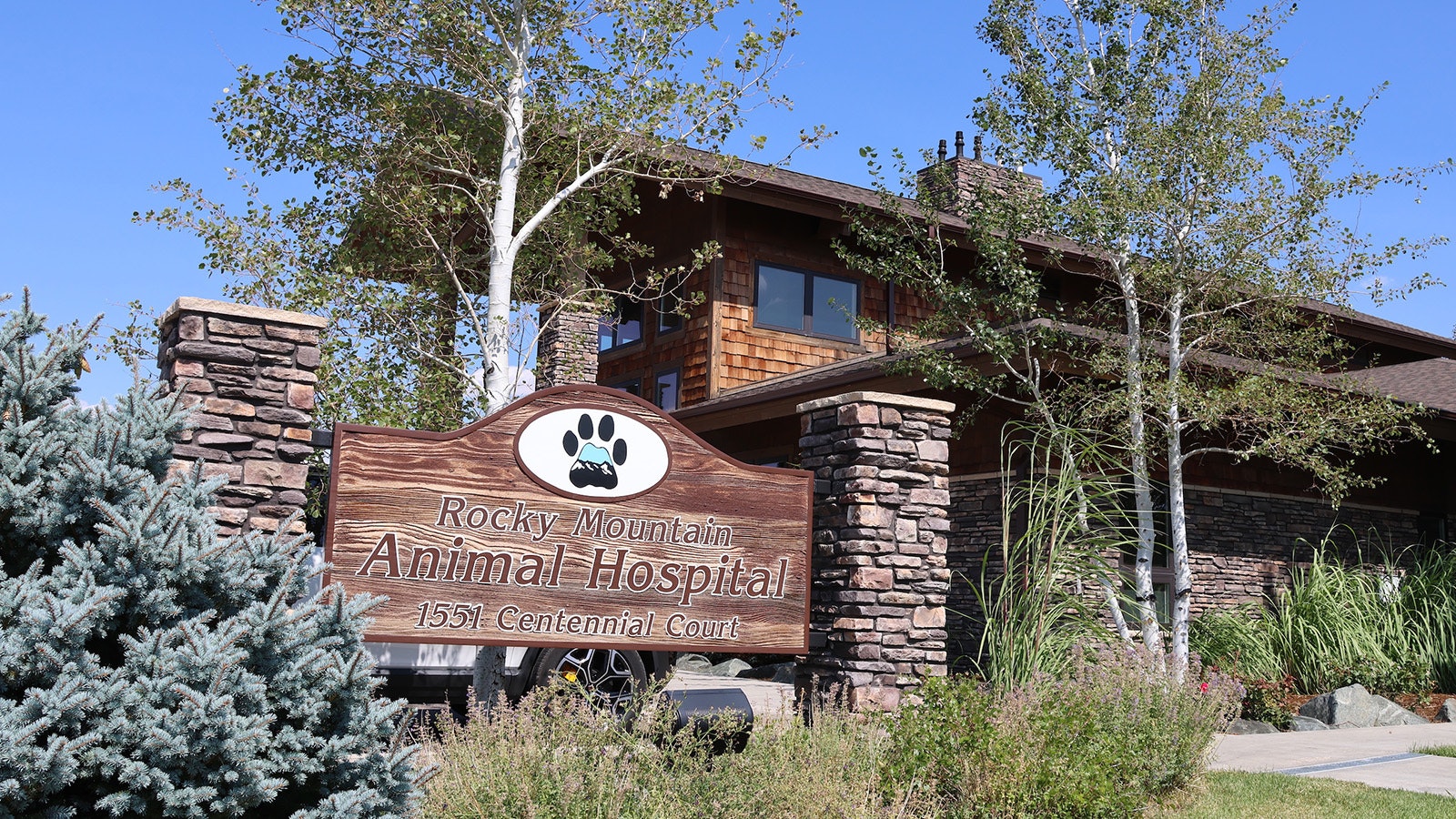 Rocky Mountain Animal Hospital’s goal is to be open 24/7.