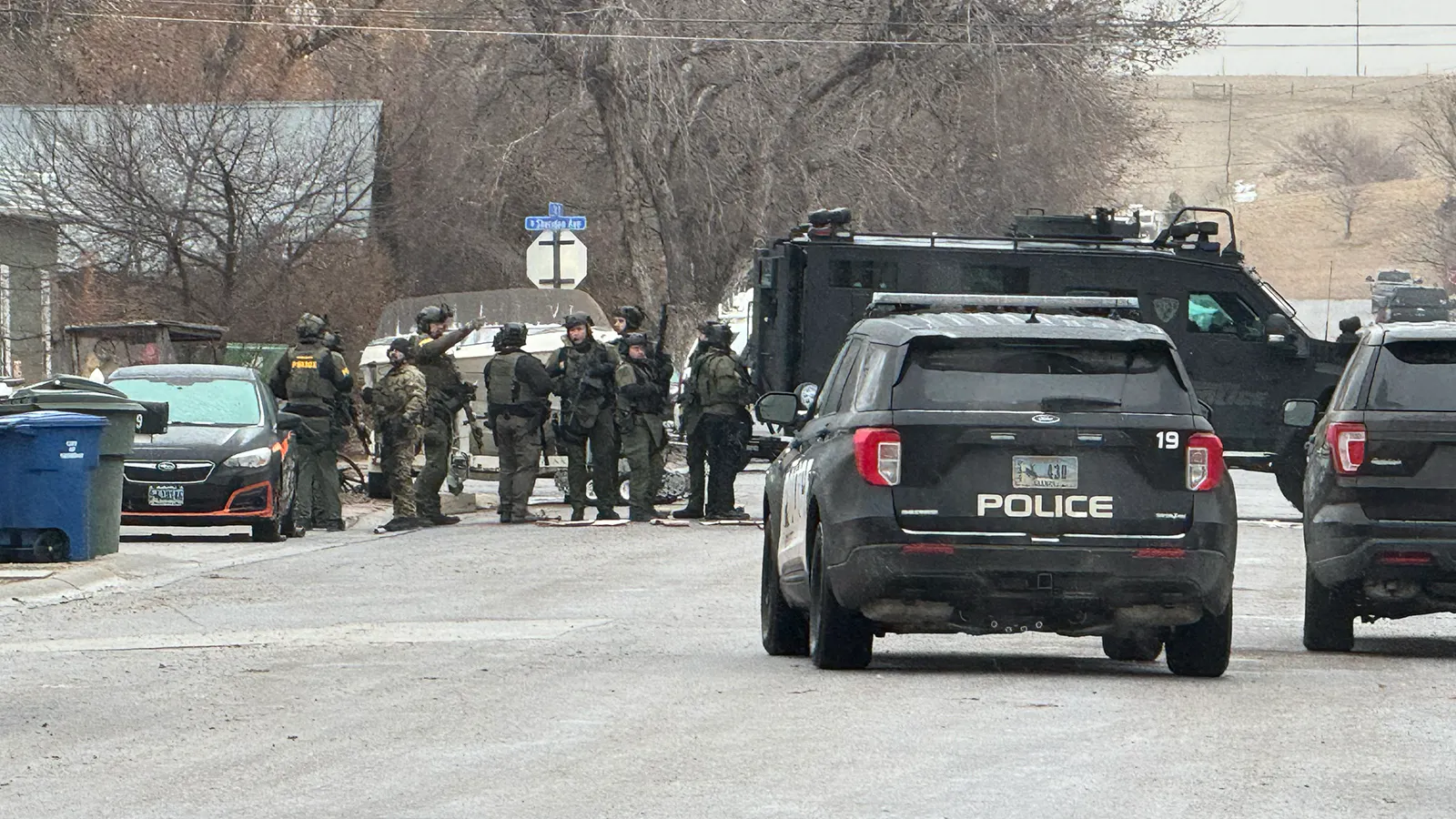 ‘Come Out The Front Door!’ Standoff With Suspected Sheridan Cop Killer ...