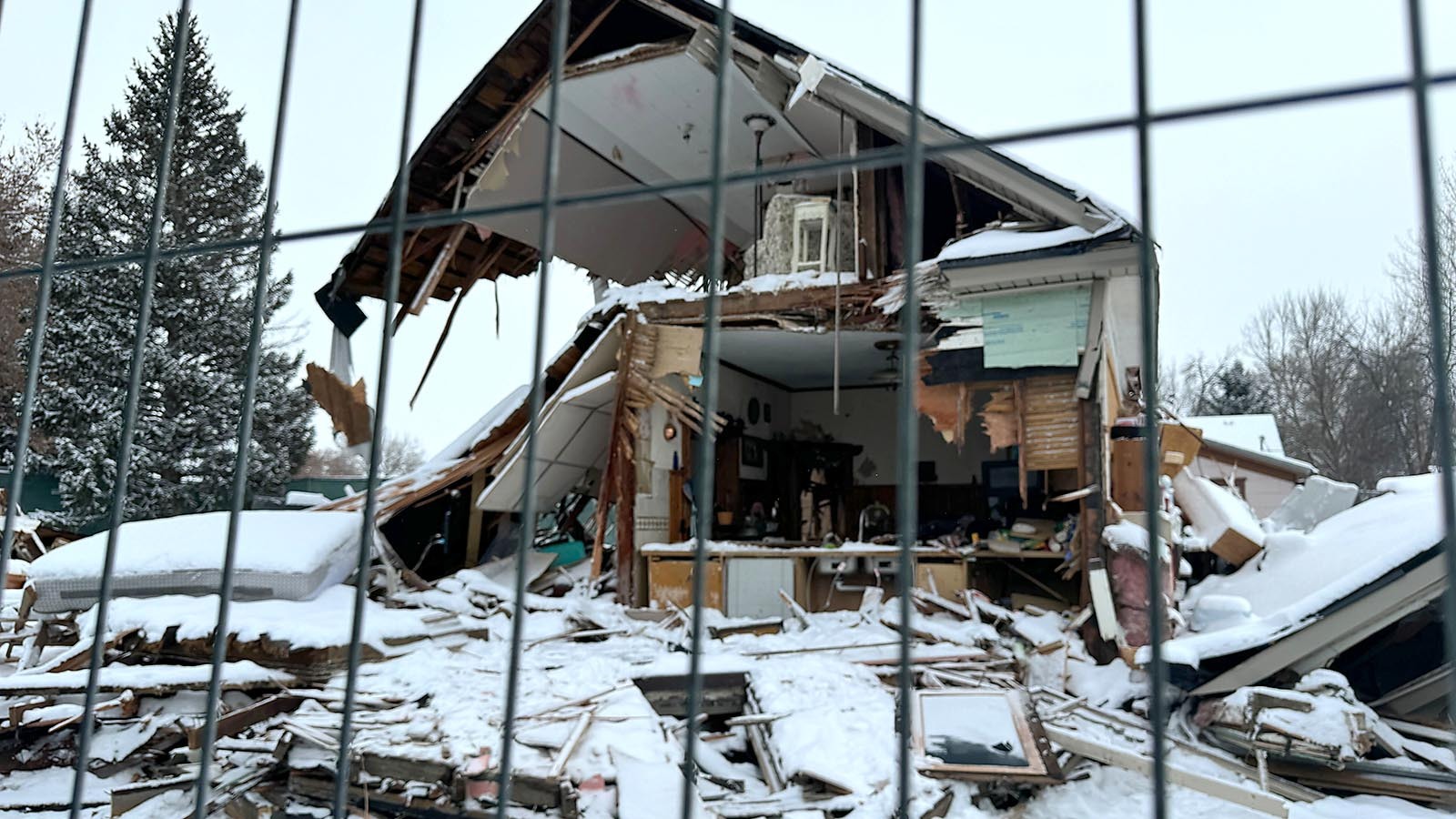 Sheridan Contractor Organizing Volunteer Effort To Rebuild House