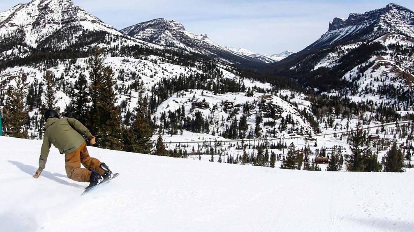 A lack of early season snow and a shortage of staff has prompted Sleeping Giant Ski Area in Cody to close for the winter season.