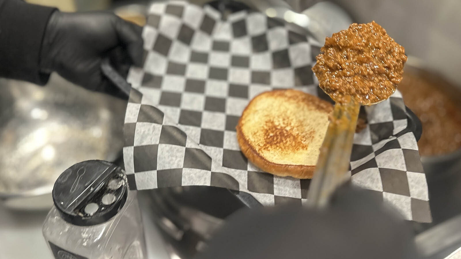 The lowly sloppy Joe might be at the bottom of Americana comfort food totem pole, but it’s enjoying a revival. At Smith Alley Brewing Co. in Sheridan, chef Andrew Nord combined Steamboat Stout with a simple blend of ingredients and created his spin on the classic sammy.