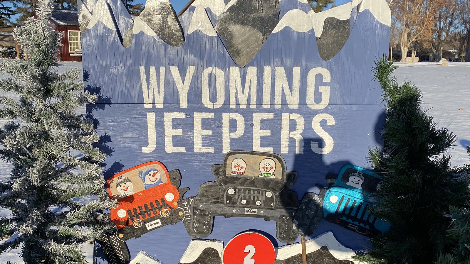 For Wyoming Jeepers, the snowmen are tiny and safe inside their Jeeps.