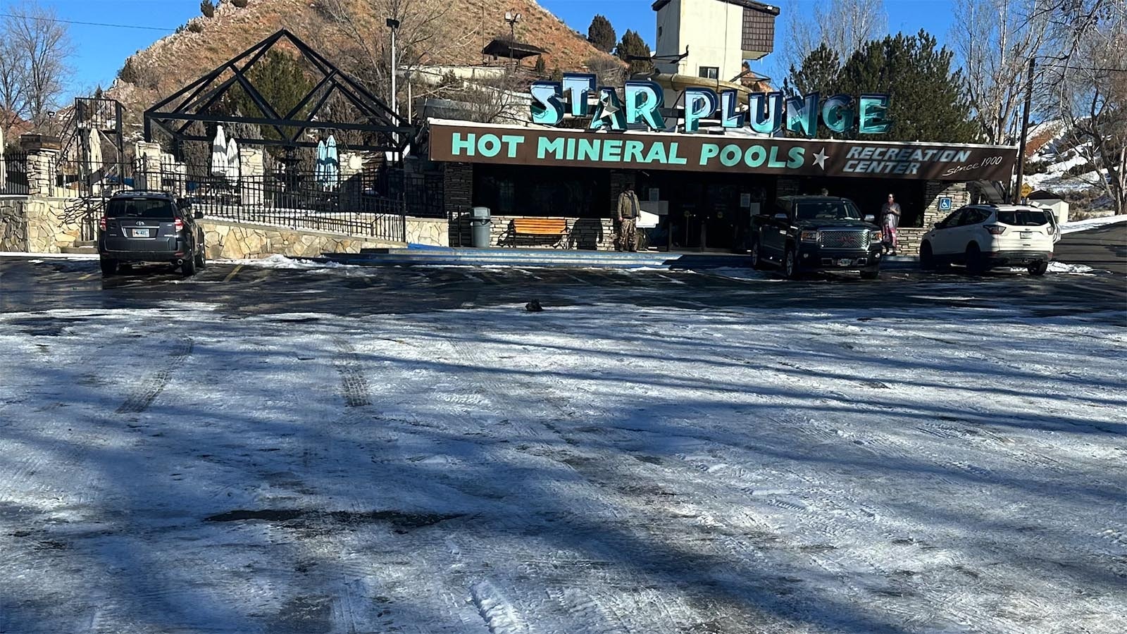 Star Plunge water park and hot springs in Thermopolis closed Tuesday, a day earlier than expected as a dispute continues between the state and the facility's owners/operators.