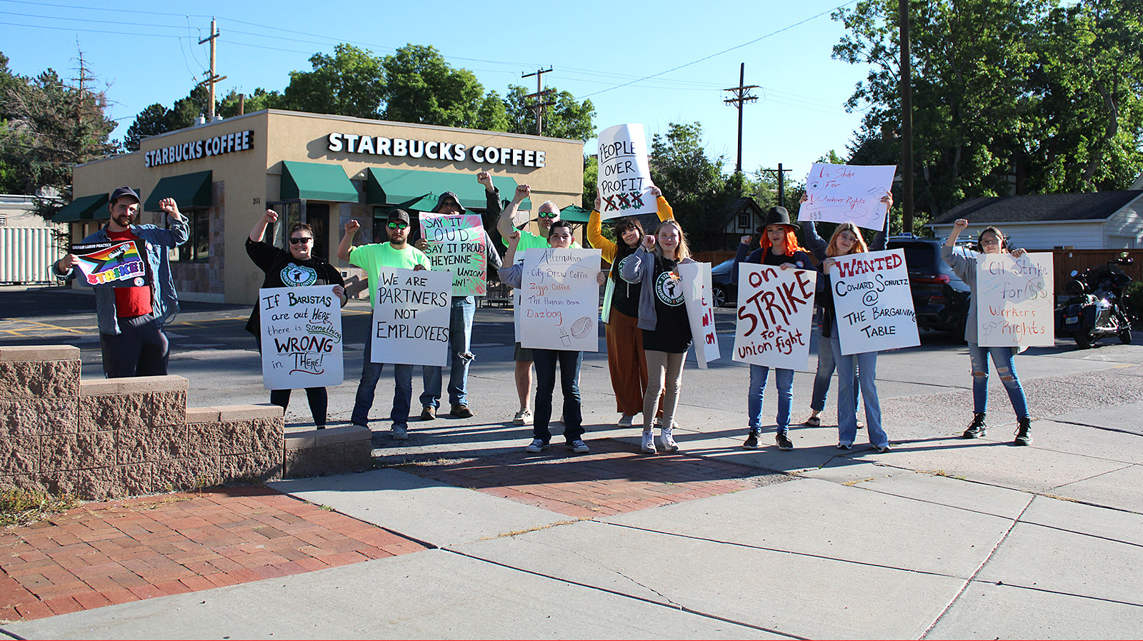 Cheyenne Starbucks Workers Strike, Vow To Unionize Over Working ...