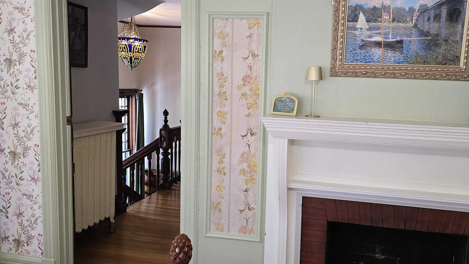 The strip of wallpaper, to the left of the fireplace in the Tranquillity room, has been preserved. It is the first layer of wallpaper at the home, and was hidden below seven other layers.