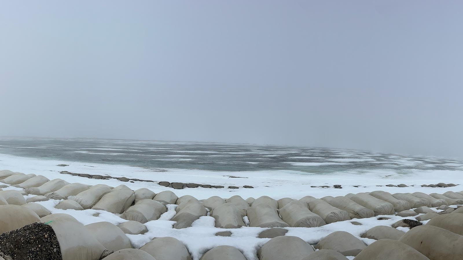 Alaska’s North Slope sits between the Brooks range mountains and Arctic Ocean, making it prime polar bear habitat.