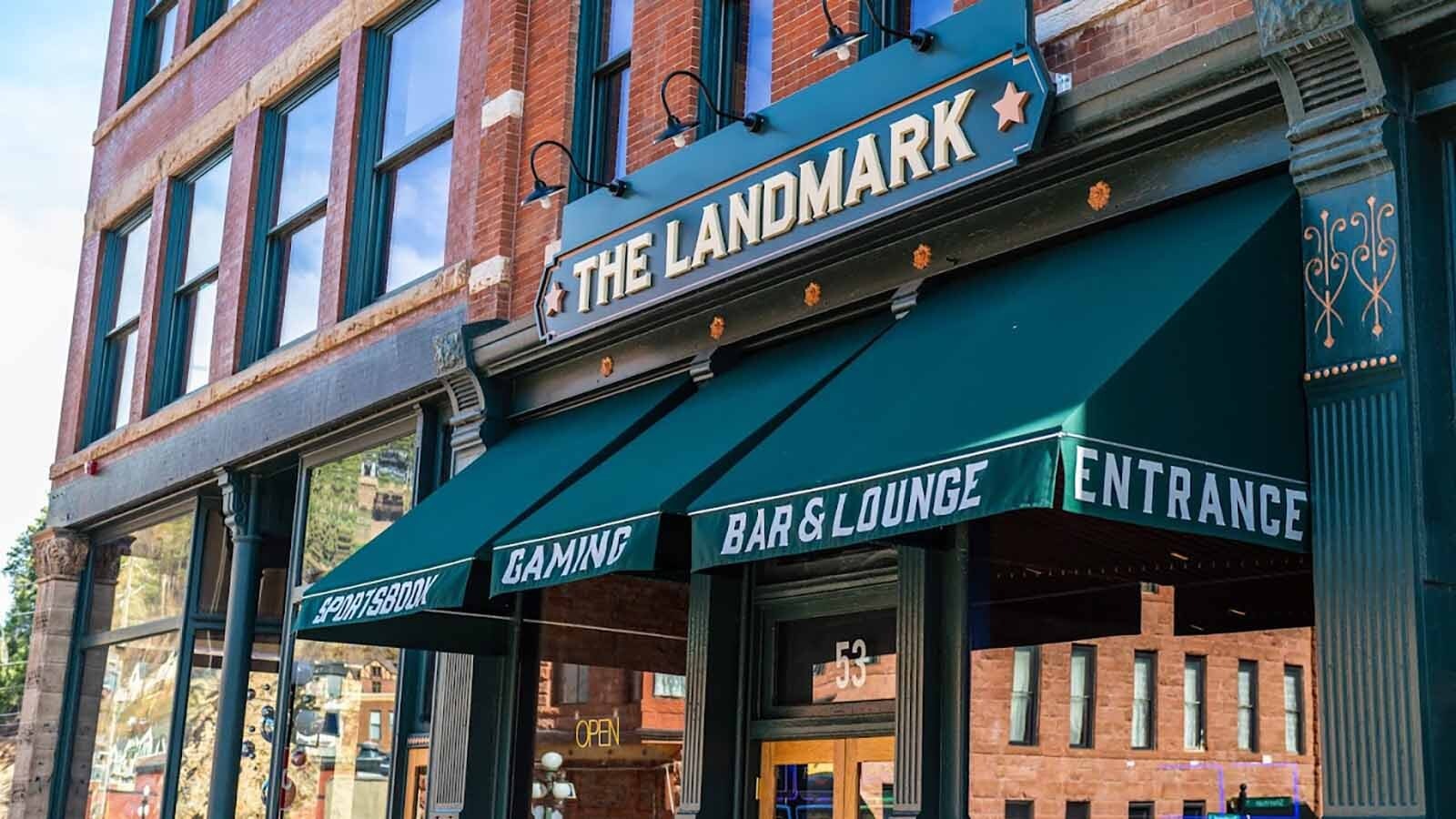 Sheridan native Ian Munsick is teaming up with The Landmark Hotel and Casino in Deadwood, S.D., to open a Munsick-themed restaurant that will feature live performances in a cowboy bar.