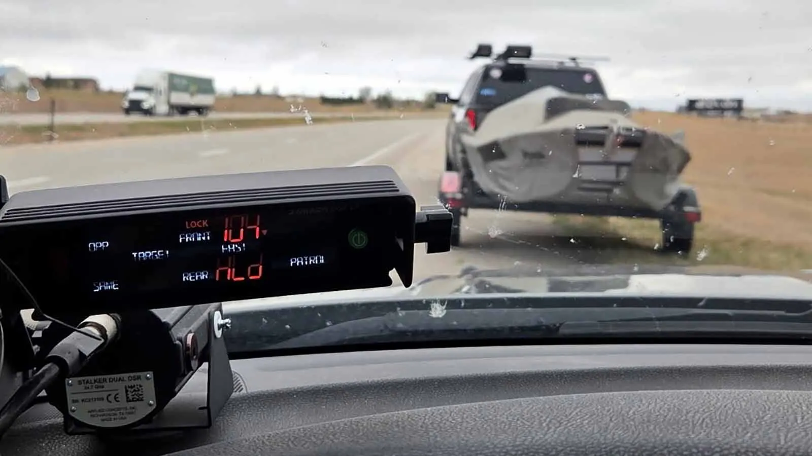 A driver caught towing a boat on I-25 near Wheatland at 104 mph got a ticket, but didn’t go to jail. The Wyoming highway patrol says there’s not set threshold that triggers automatic jail for speeders, but towing a boat in triple digits could kill you.