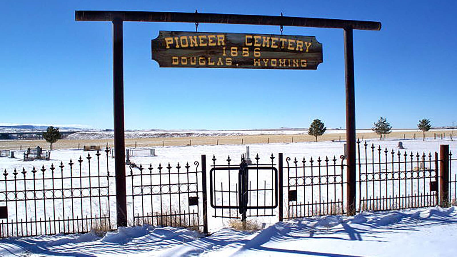 Trails pioneer cemetery douglas 12 22 23