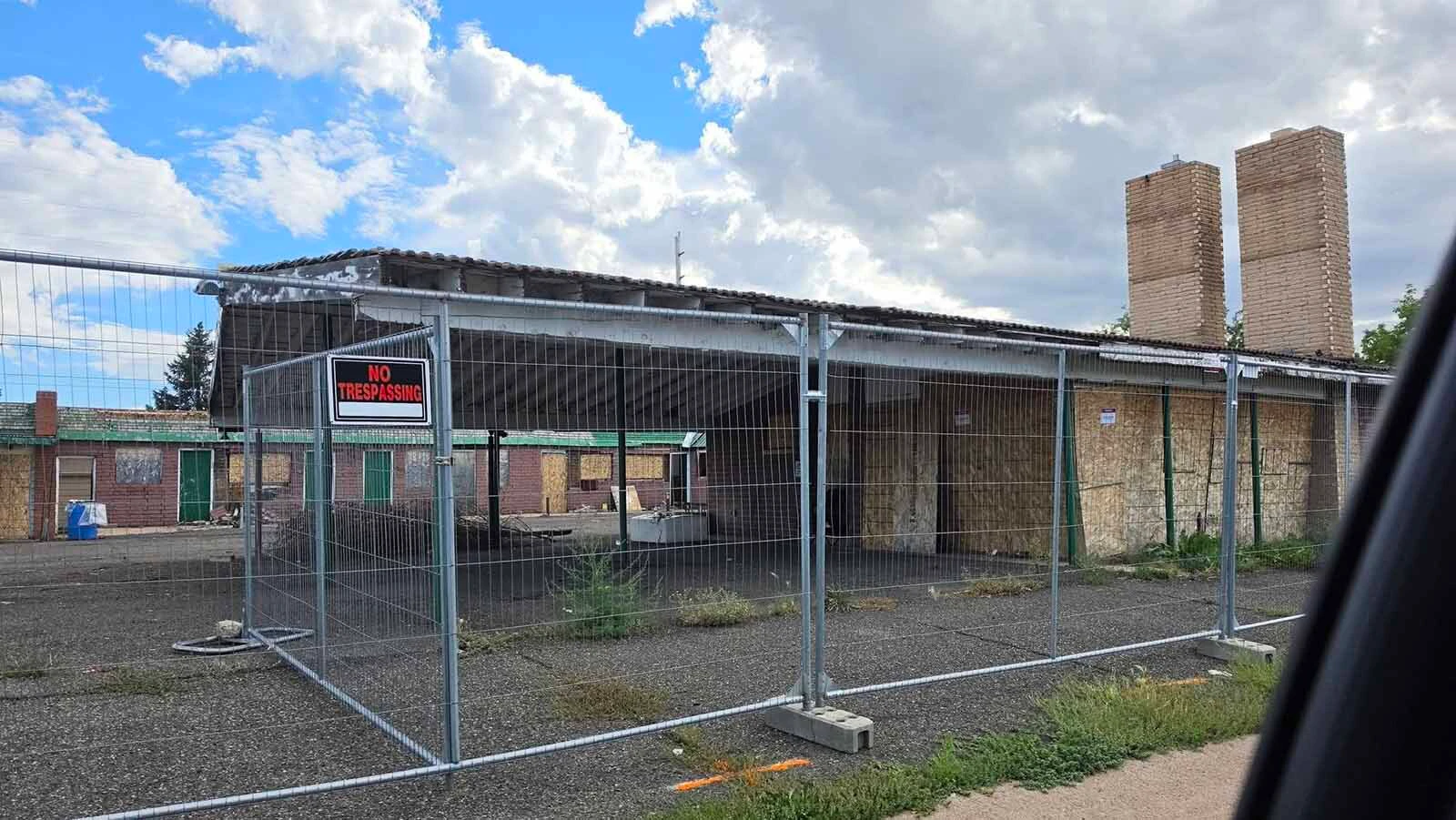 The Twin Chimneys Motor Court, a vintage motel and landmark in Cheyenne from the 1930s, was demolished in about three hours Tuesday to make room for 7 Brew Coffee.