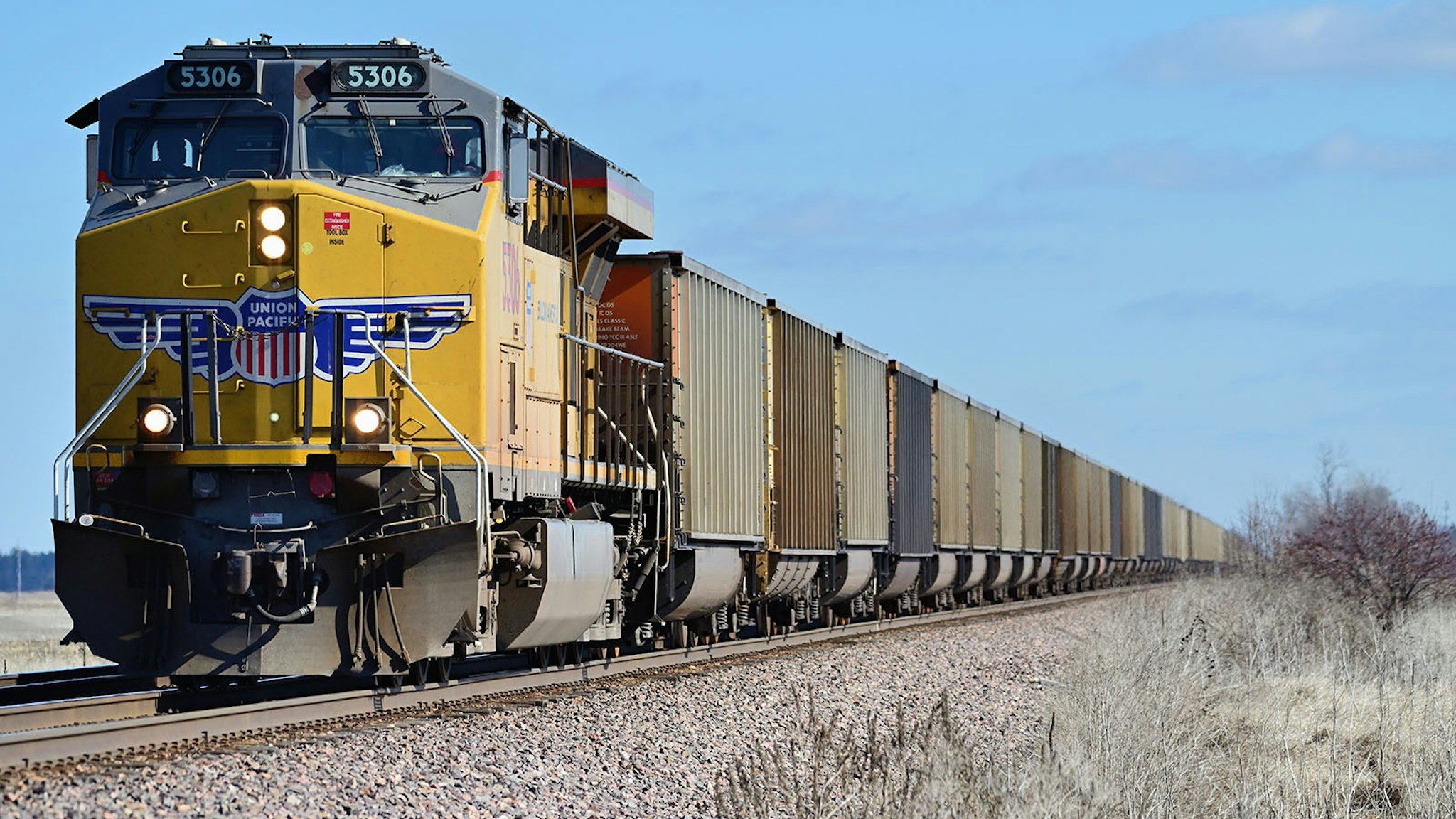 Wyoming Railroad Engineer Sues Union Pacific Over AI Train Driver ...