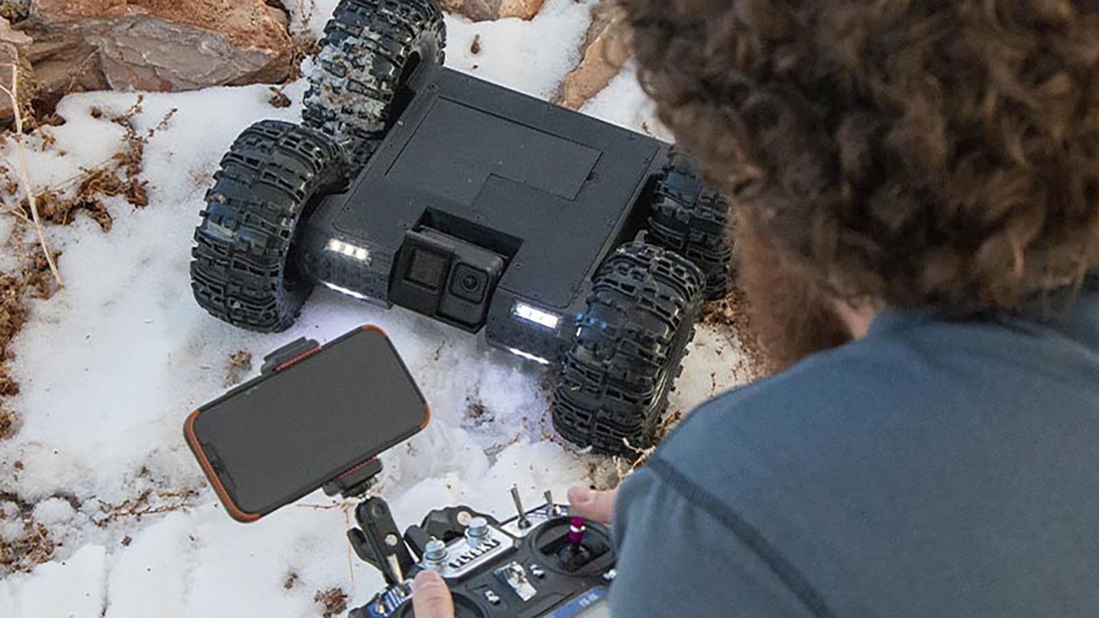 UplinkRobotics is the result of four University of Wyoming students who leveraged imagination and technology to create a company that's revolutionizing the inspection industry with some pretty cool robots.