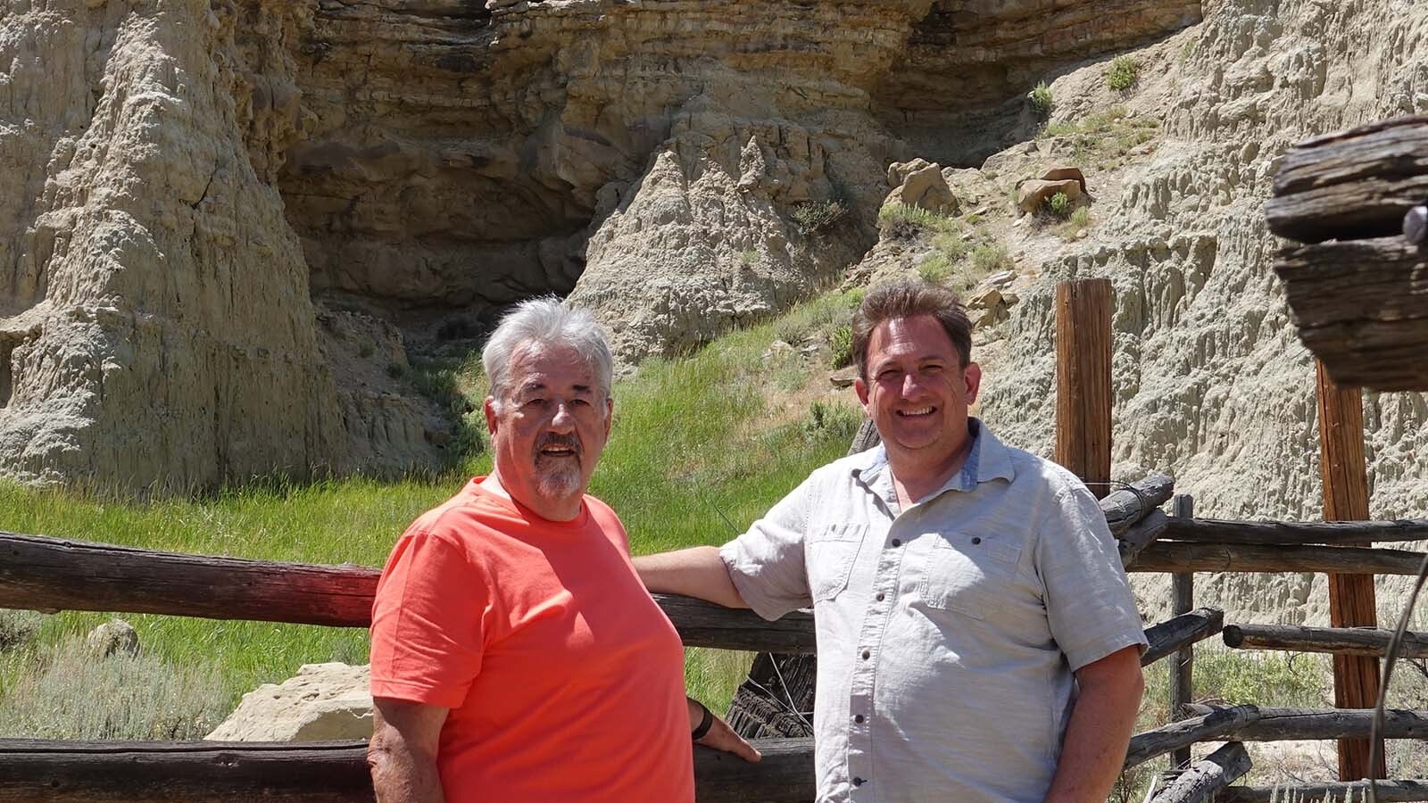 Investigator Gil Gillilan and author Paul Papa visit Capture Canyon where Desert Dust, the wild palomino, was captured 80 years ago.
