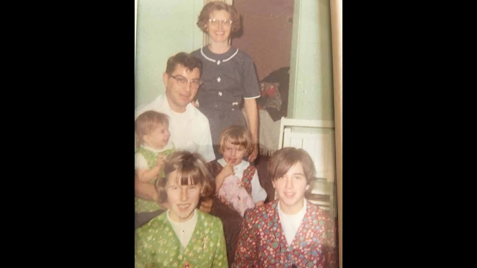 George and Arlene Long with their four daughters, Cindy, Kathy, Janet and Sandy, at their Cheyenne home.