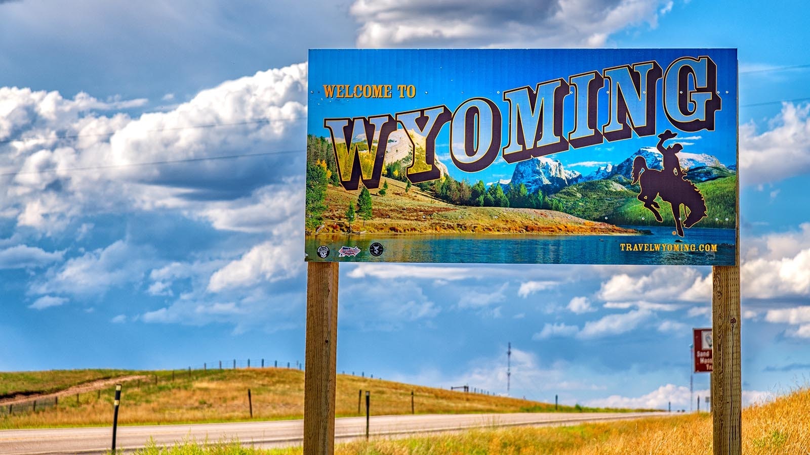 After changing out the old Welcome to Wyoming signs posted at various entrances to the state, Wyoming is auctioning off the old signs.