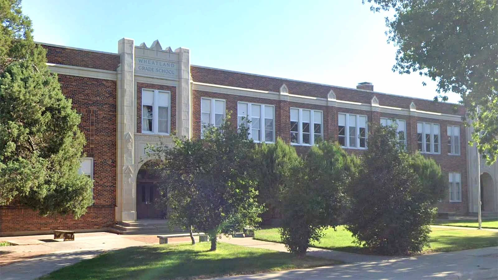 This nearly 100-year-old school building in Wheatland has sparked a local debate — sell it or tear it down?