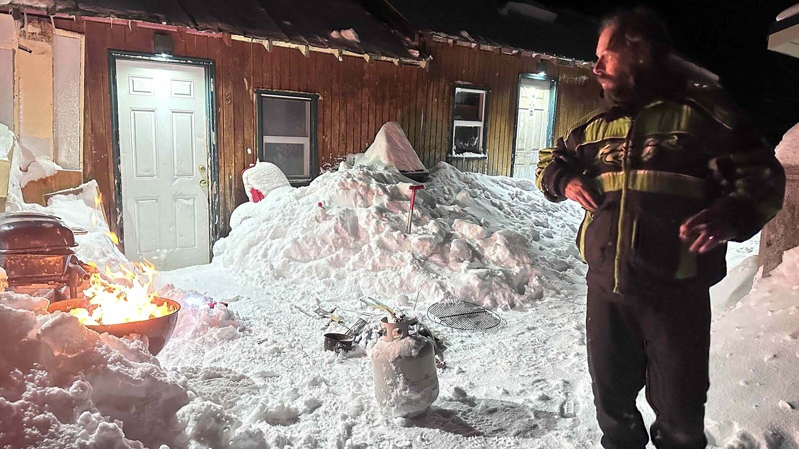 When hungry snowmobilers motored back into Cooke City Friday they found the place largely shut down because of power outages. So Michael “Mikey Mike” Littlejohn sprang into action offering to feed anyone craving a hot meal.