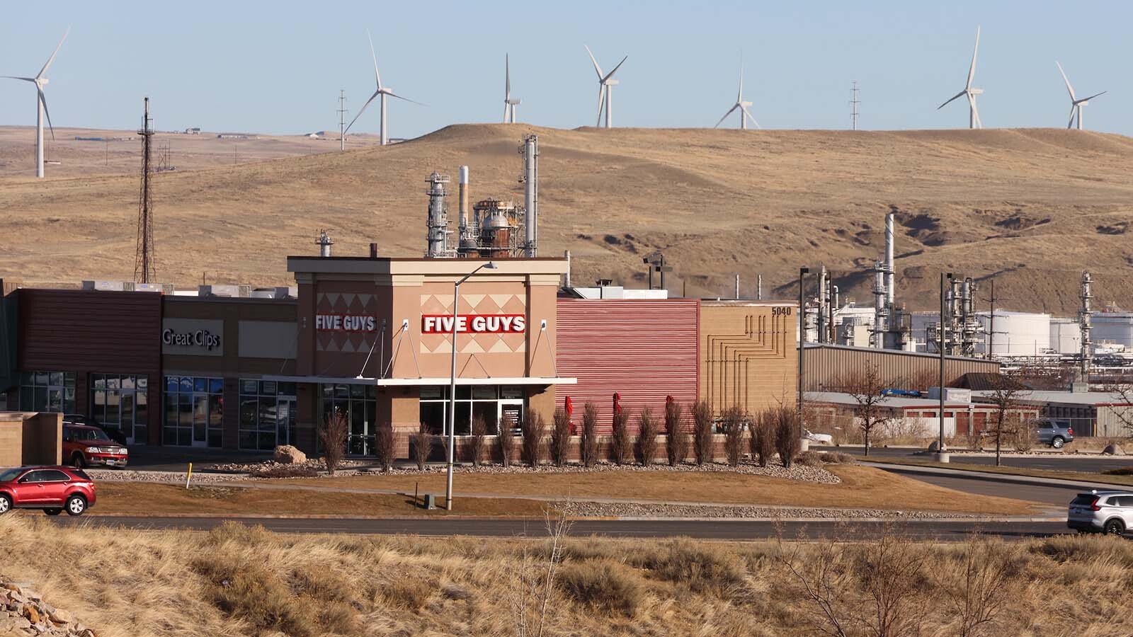 The 11-turbine Casper Wind Farm is on its way out. Chevron has sent Natrona County commissioners its decommissioning plan which calls for the physical removal of the turbines next year.