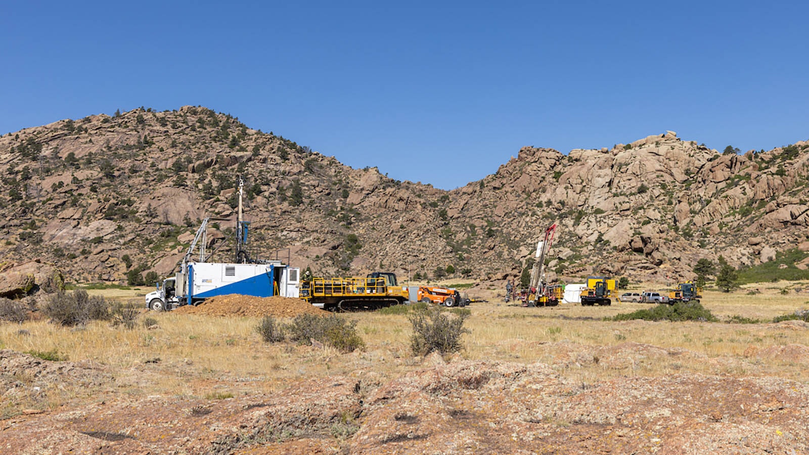 Australia’s American Rare Earths Ltd. has created a 100%-owned, independent business unit, Wyoming Rare (USA) Inc., to attract more investors and accelerate its rare earths project, located north of Wheatland, Wyoming. The company has been testing for the size of the deposit and quality of its rare earths materials in an area north of Wheatland, Wyoming.