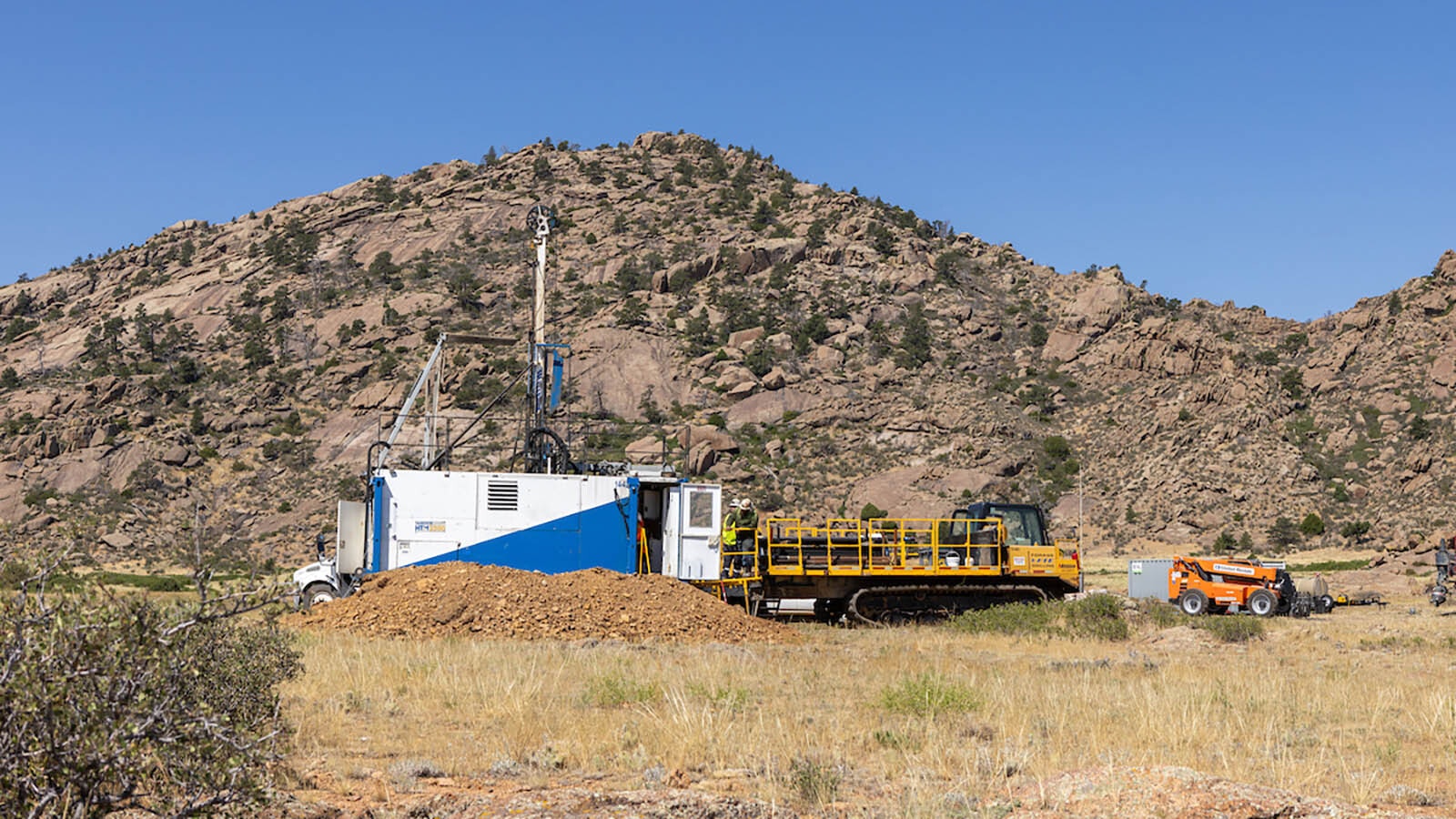 Australia’s American Rare Earths Ltd. has created a 100%-owned, independent business unit, Wyoming Rare (USA) Inc., to attract more investors and accelerate its rare earths project, located north of Wheatland, Wyoming. The company has been testing for the size of the deposit and quality of its rare earths materials in an area north of Wheatland.