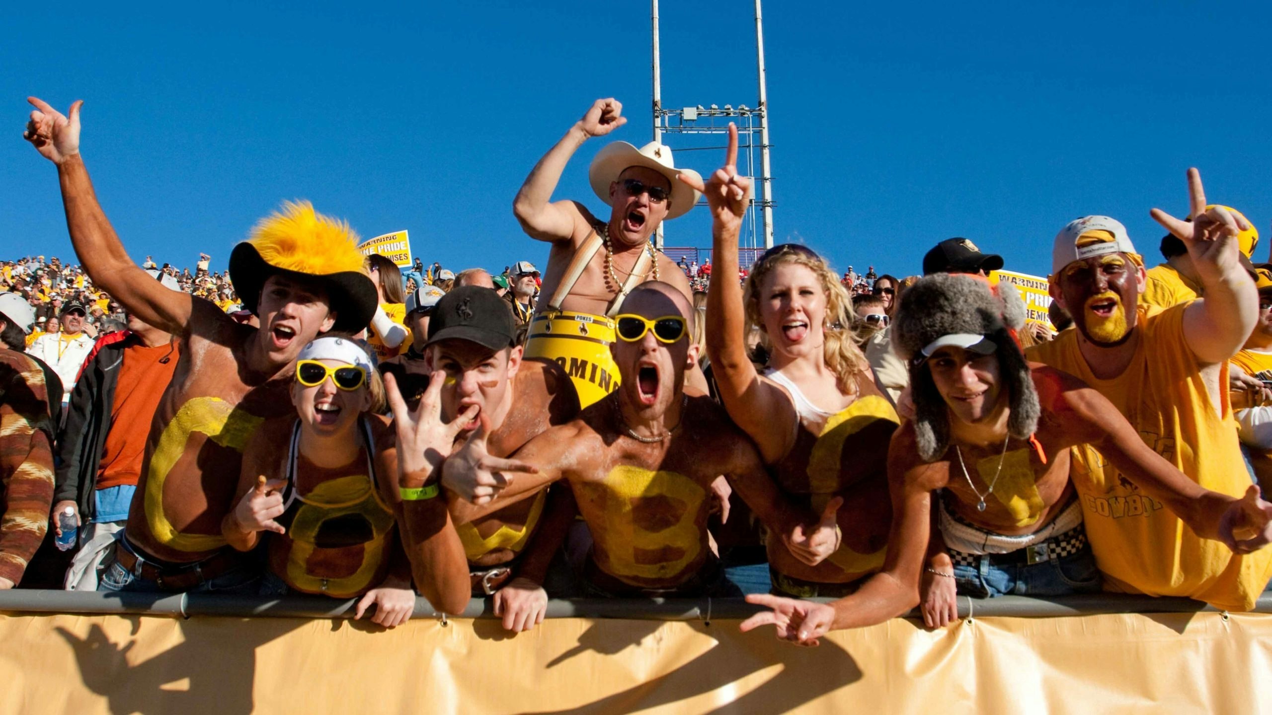 Wyoming fans 2 scaled