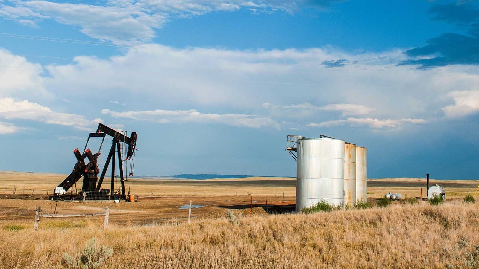 Lawmakers are proposing to let landowners reclaim long-abandoned mineral estates, resolving tangled ownership dating to the homesteading era and protecting the rights of property owners.
