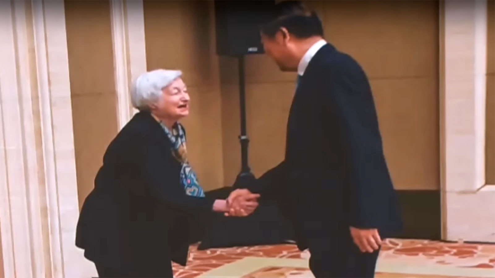 U.S. Secretary of Treasury Janet Yellen bowed several times fast when meeting a Chinese government official.