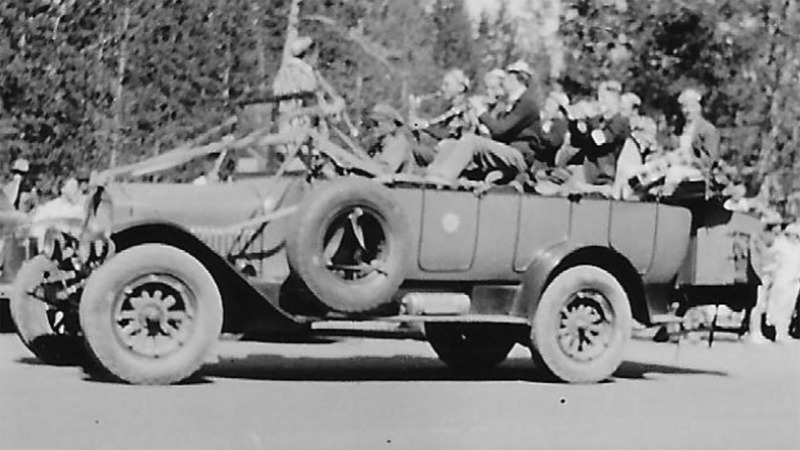 Savage Days may have been the beginnings of Yellowstone Christmas in August. Here's a scene from the 1936 Savage Days.