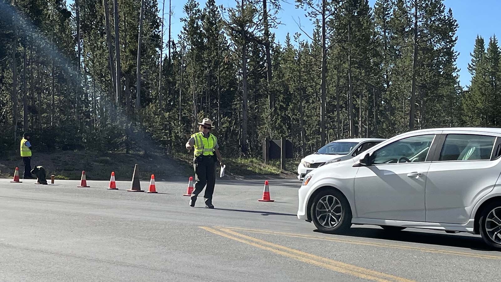 Park attendants questioned every driver entering the Canyon Village area Saturday morning and barricaded the village’s main entrances for days following the Thursday shootout in which a Xanterra employee died.