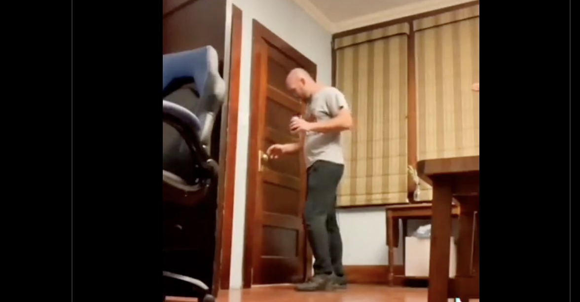 You still here no play 10 6 22